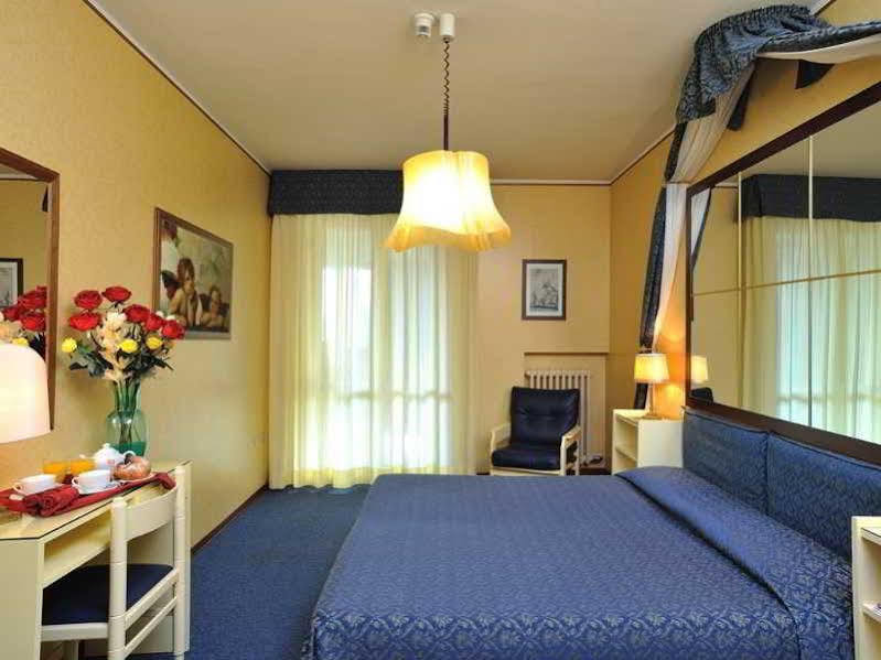 Hotel & Residence Dei Duchi أوربينو المظهر الخارجي الصورة